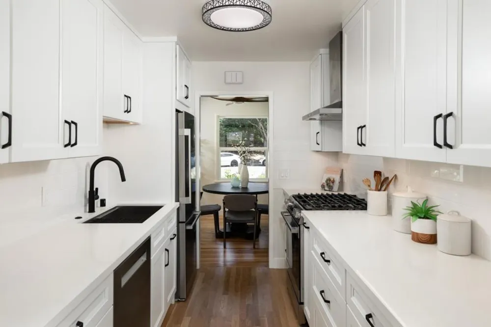 131 Charles Street Sunnyvale, CA 94086