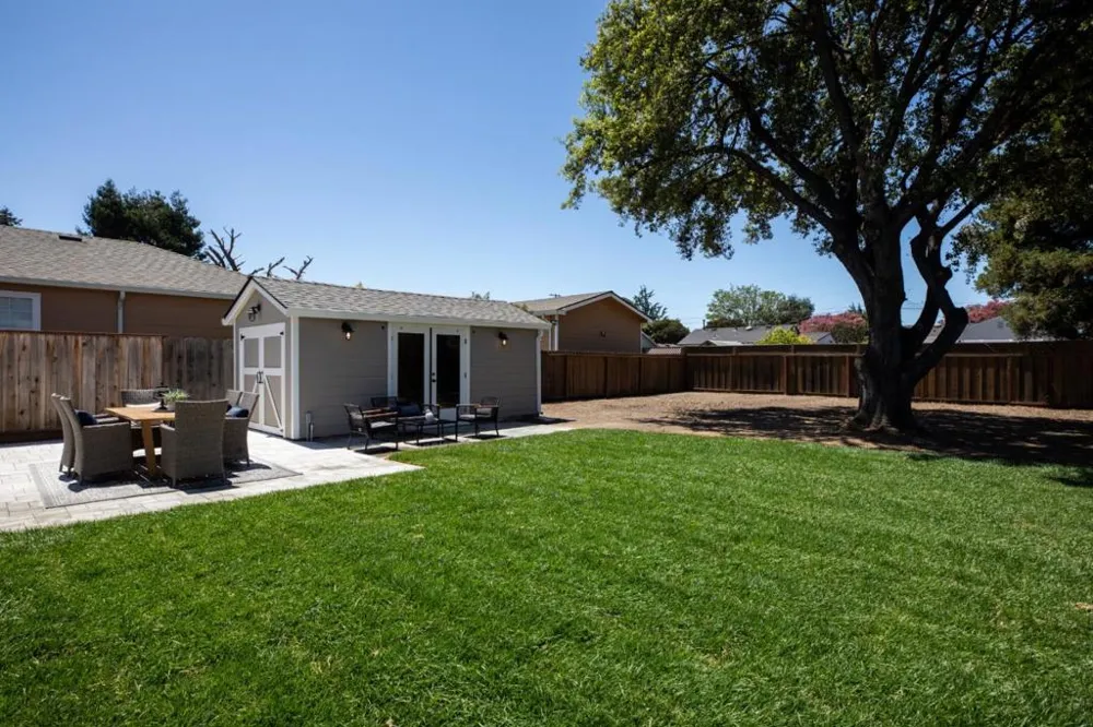 131 Charles Street Sunnyvale, CA 94086