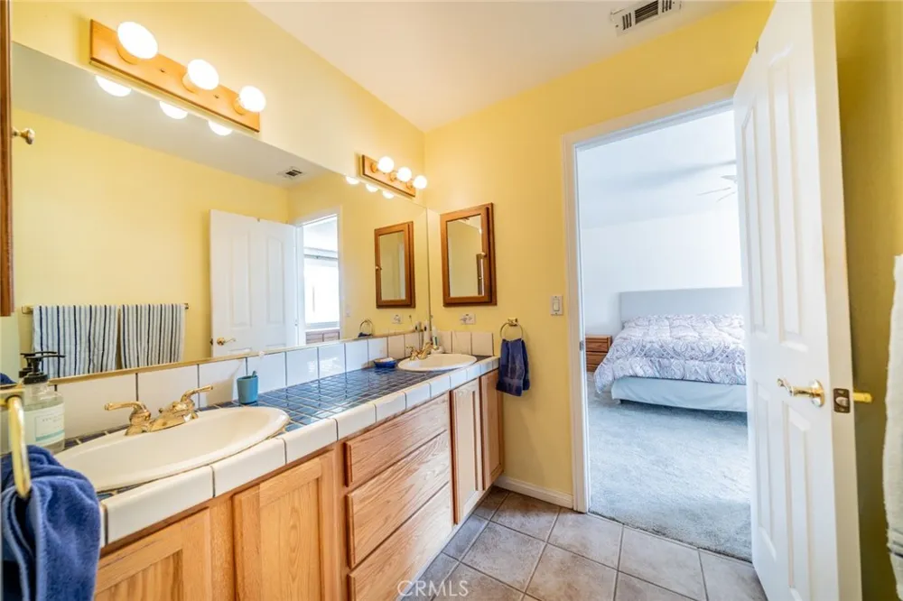 8767 Silver Rock Pinon Hills, CA 92372
