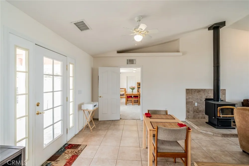 8767 Silver Rock Pinon Hills, CA 92372