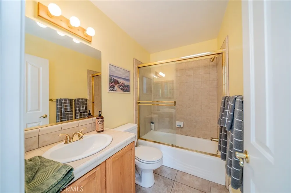 8767 Silver Rock Pinon Hills, CA 92372