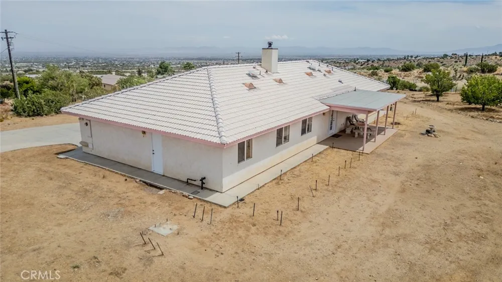 8767 Silver Rock Pinon Hills, CA 92372