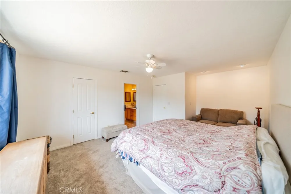 8767 Silver Rock Pinon Hills, CA 92372
