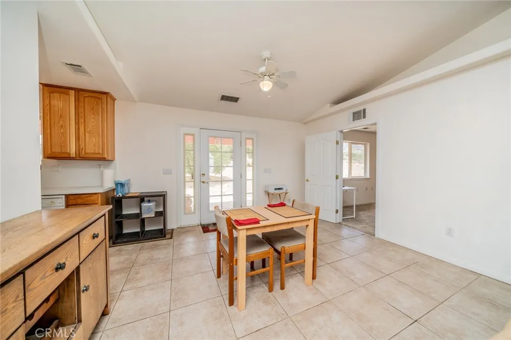 8767 Silver Rock Pinon Hills, CA 92372