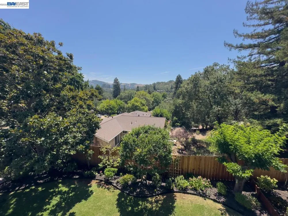3255 Sweet Dr Lafayette, CA 94549