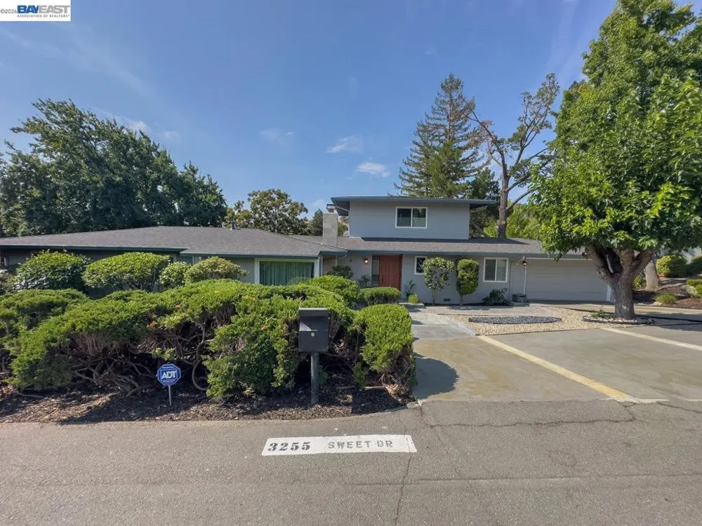3255 Sweet Dr Lafayette, CA 94549
