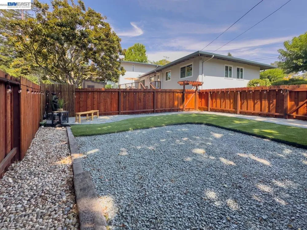 3255 Sweet Dr Lafayette, CA 94549