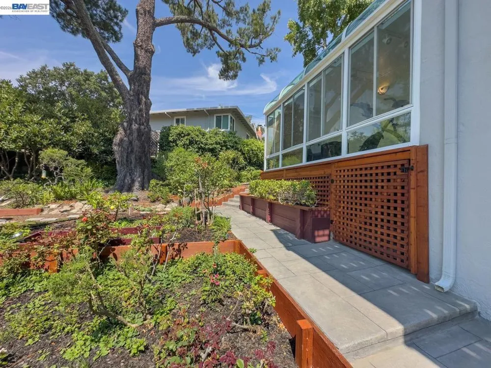 3255 Sweet Dr Lafayette, CA 94549