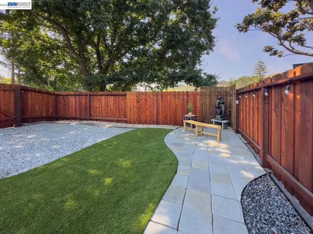 3255 Sweet Dr Lafayette, CA 94549