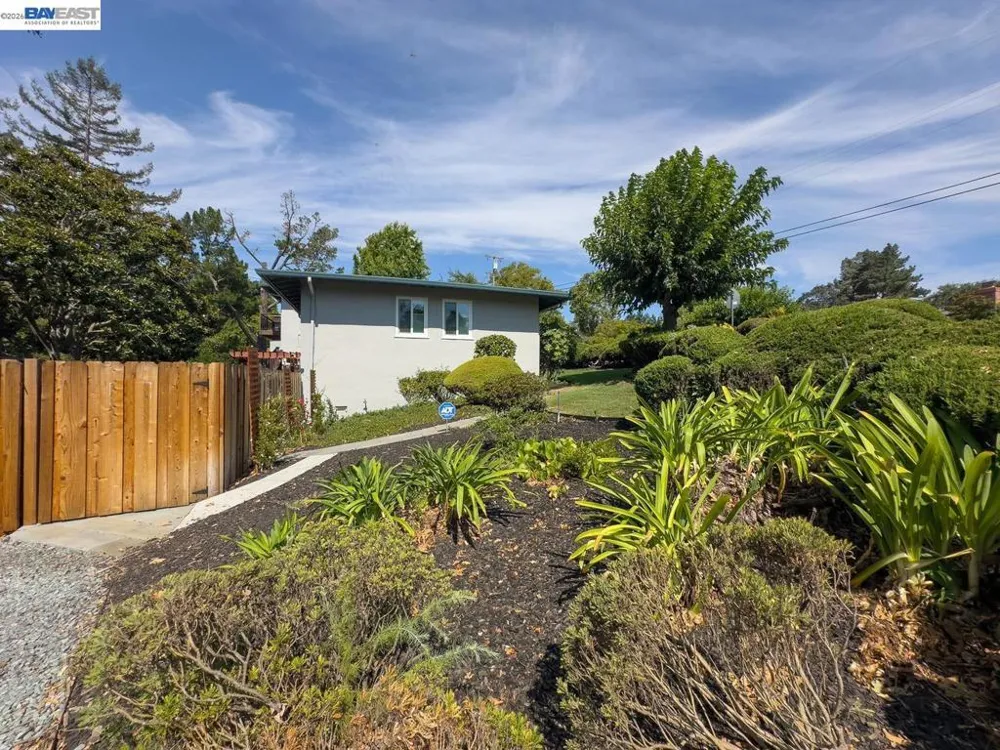 3255 Sweet Dr Lafayette, CA 94549