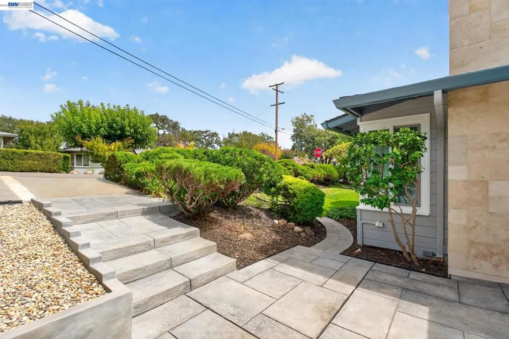 3255 Sweet Dr Lafayette, CA 94549