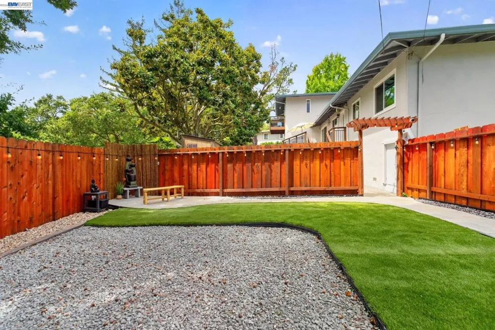 3255 Sweet Dr Lafayette, CA 94549