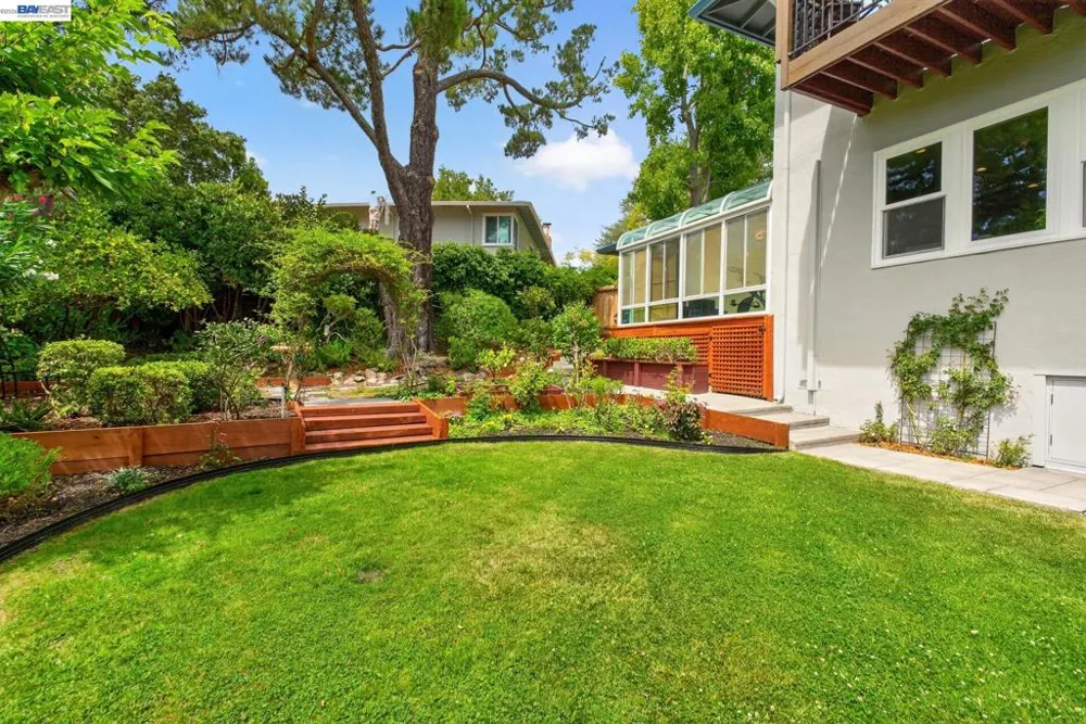 3255 Sweet Dr Lafayette, CA 94549
