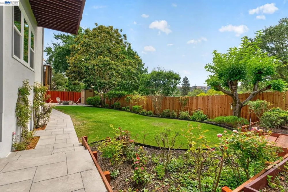 3255 Sweet Dr Lafayette, CA 94549