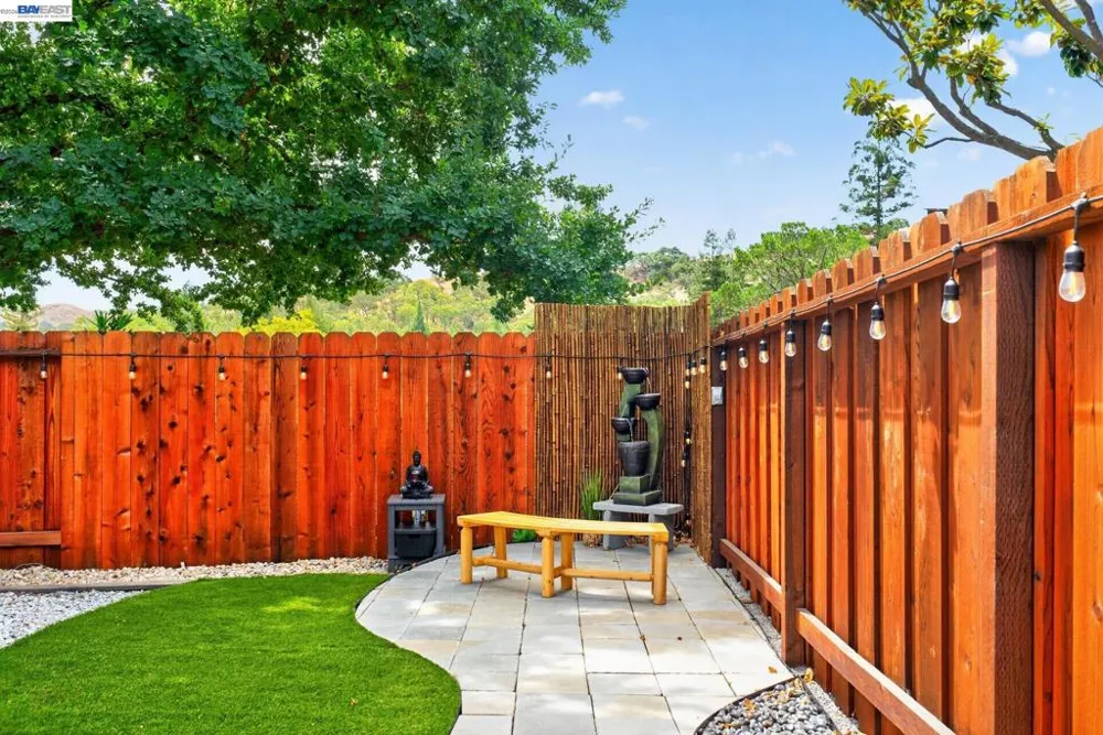 3255 Sweet Dr Lafayette, CA 94549