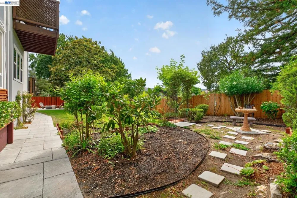 3255 Sweet Dr Lafayette, CA 94549