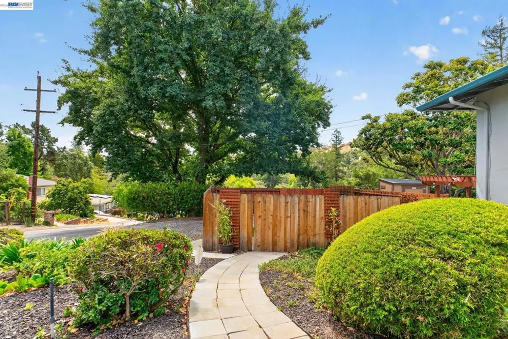 3255 Sweet Dr Lafayette, CA 94549