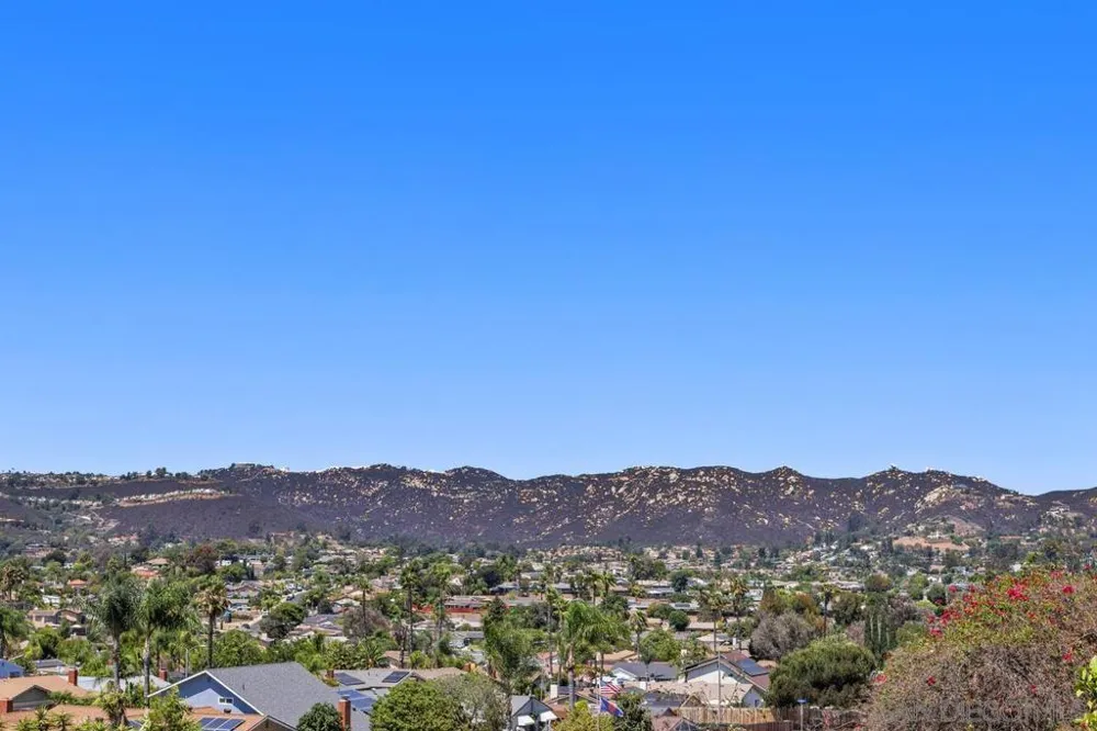 534 Tam O Shanter Dr San Marcos, CA 92069