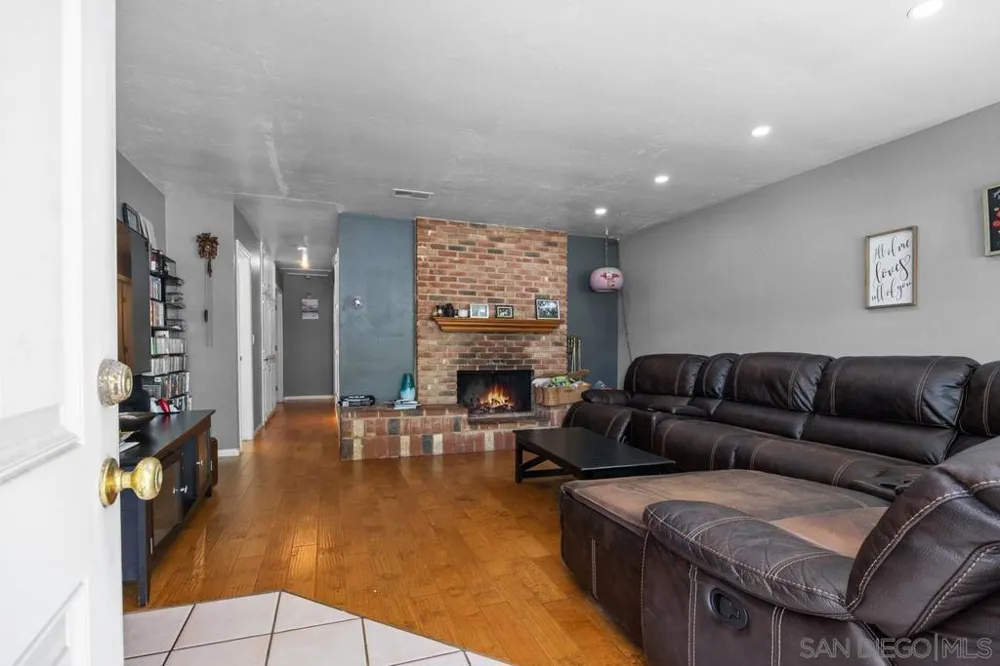 534 Tam O Shanter Dr San Marcos, CA 92069