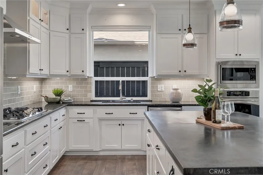 1941 Waxwing Way Chico, CA 95926