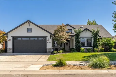 1941 Waxwing Way