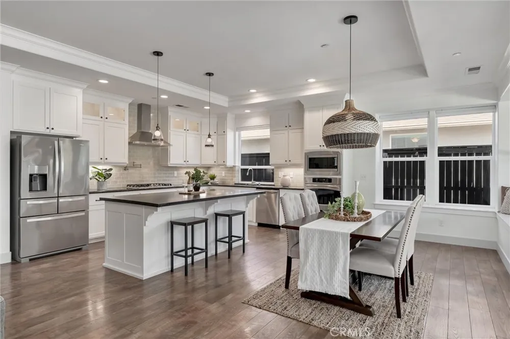 1941 Waxwing Way Chico, CA 95926