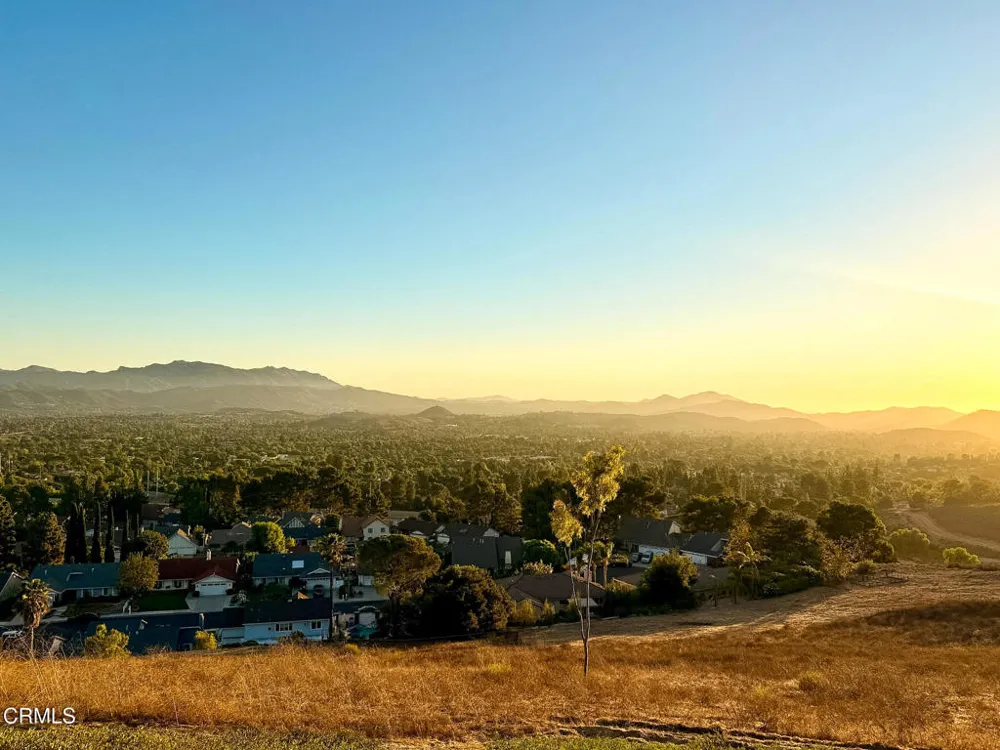 3184 Casino Drive Thousand Oaks, CA 91362