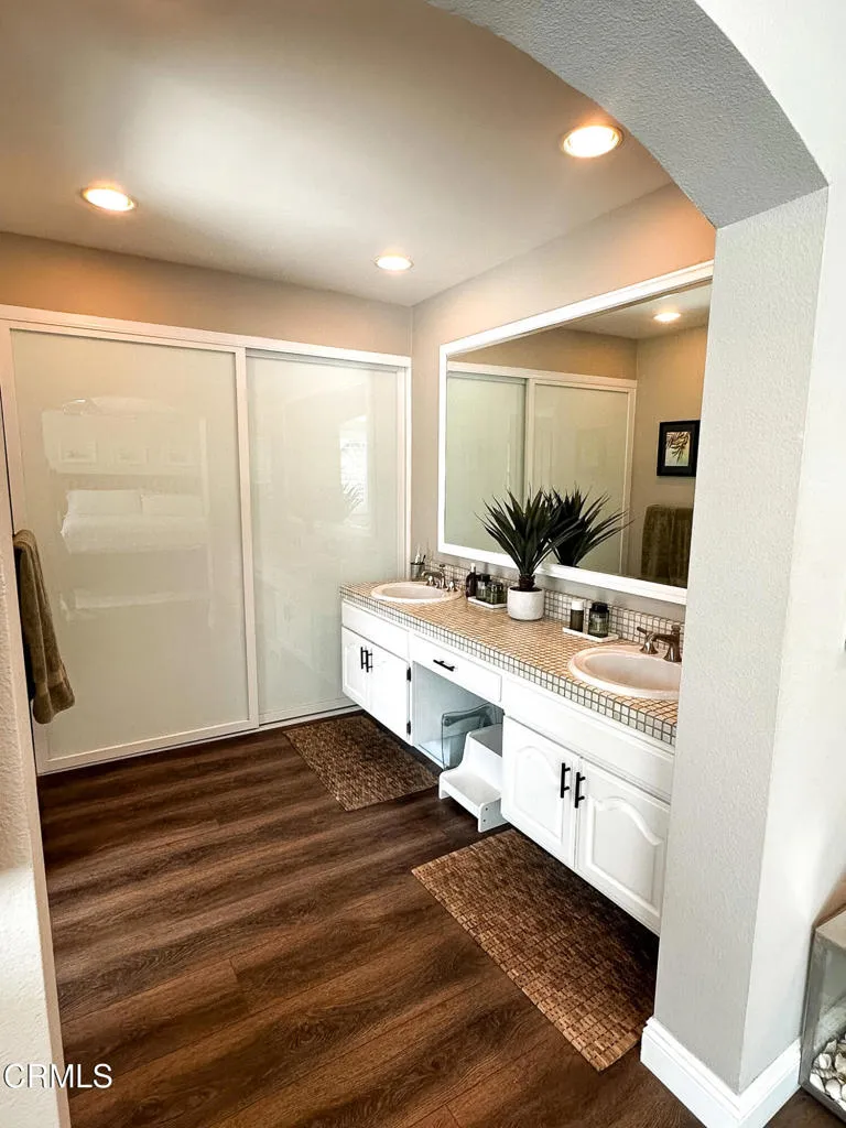 3184 Casino Drive Thousand Oaks, CA 91362