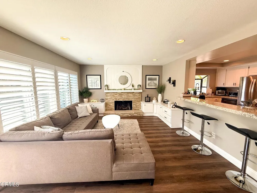 3184 Casino Drive Thousand Oaks, CA 91362