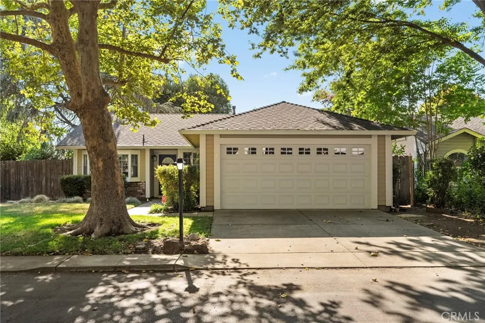 717 Victorian Park Chico, CA 95926