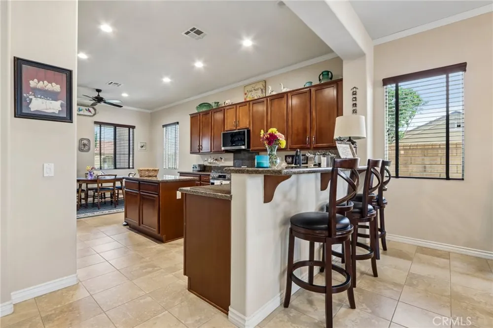 1645 Camino Cresta Hemet, CA 92545