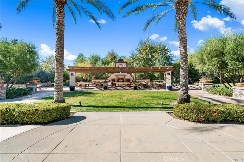 1645 Camino Cresta Hemet, CA 92545