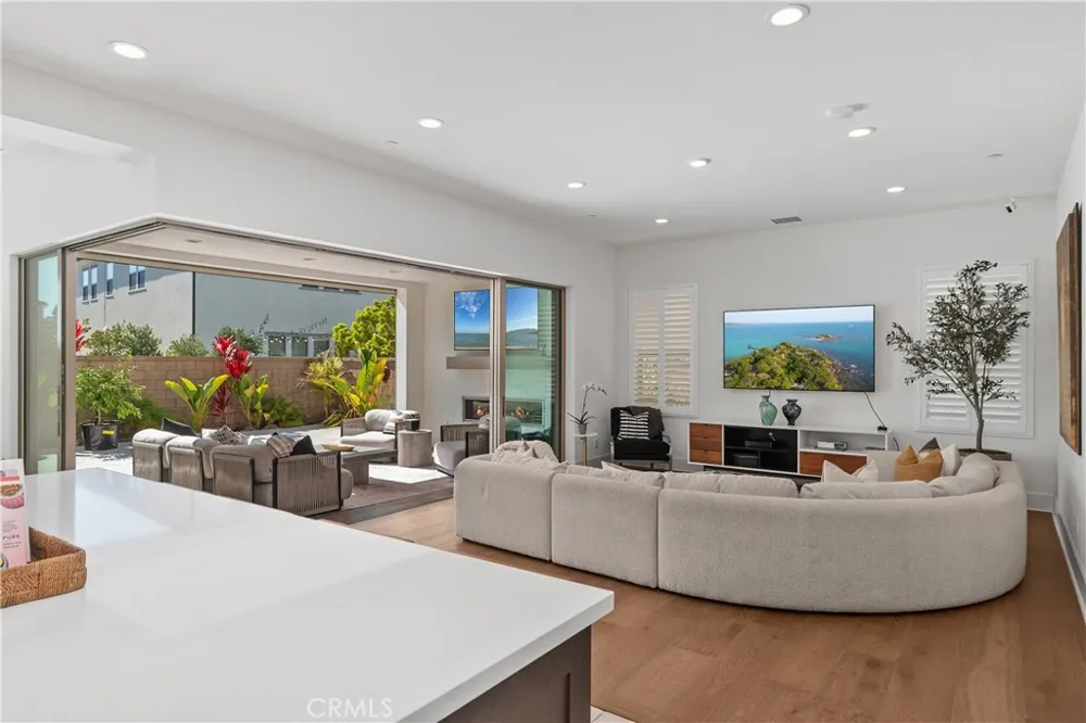 17311 Cobblestone Lane Huntington Beach, CA 92649
