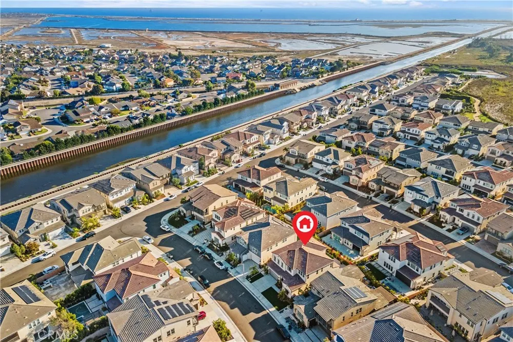 17311 Cobblestone Lane Huntington Beach, CA 92649