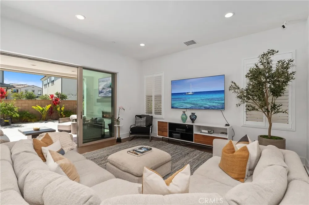 17311 Cobblestone Lane Huntington Beach, CA 92649