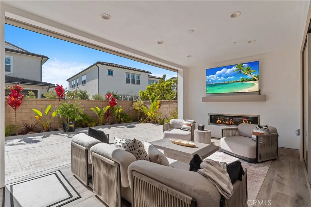 17311 Cobblestone Lane Huntington Beach, CA 92649