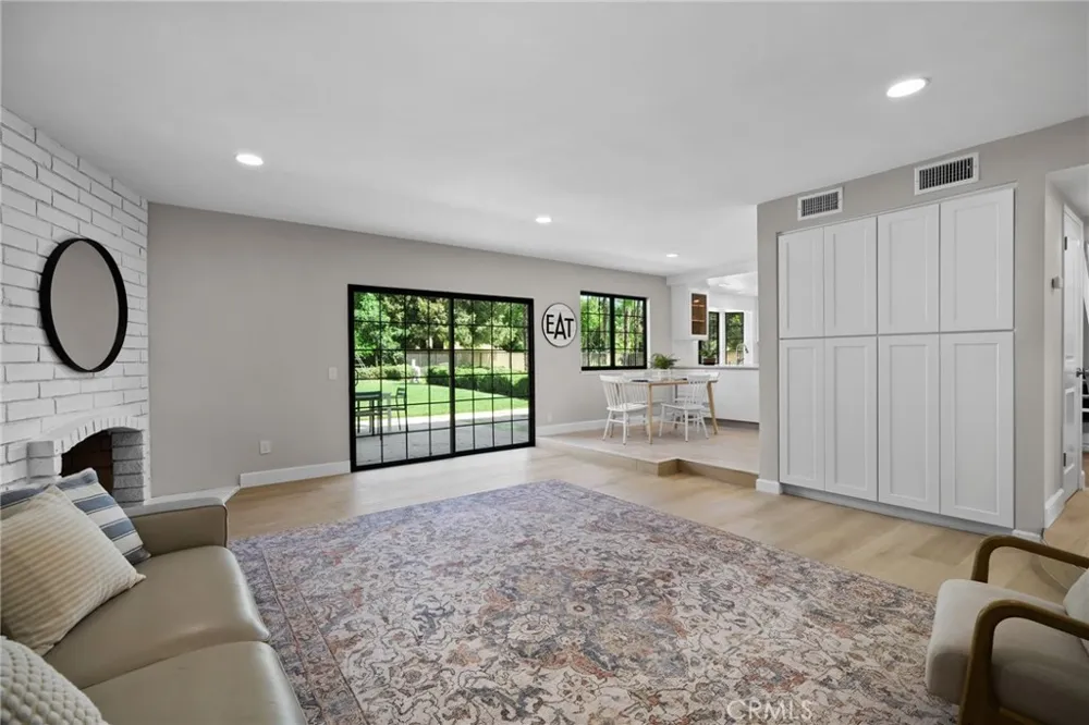 1868 Laurel Upland, CA 91784