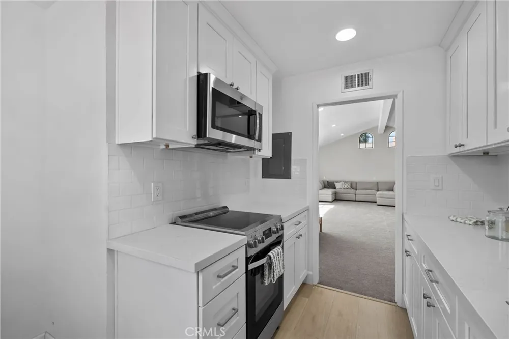 1868 Laurel Upland, CA 91784