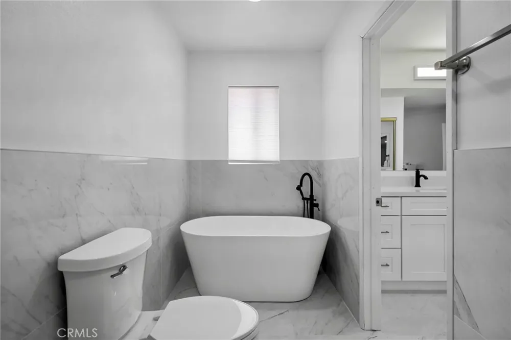 1868 Laurel Upland, CA 91784