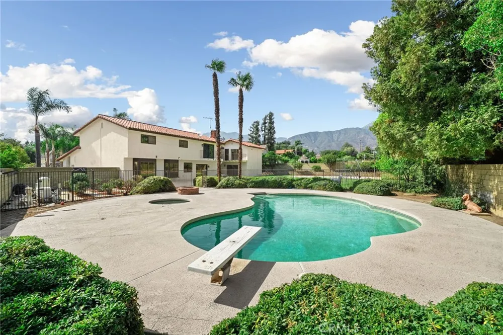 1868 Laurel Upland, CA 91784