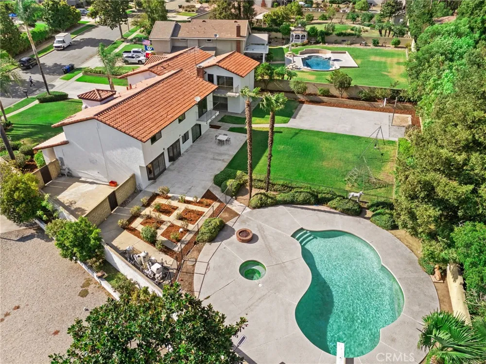 1868 Laurel Upland, CA 91784