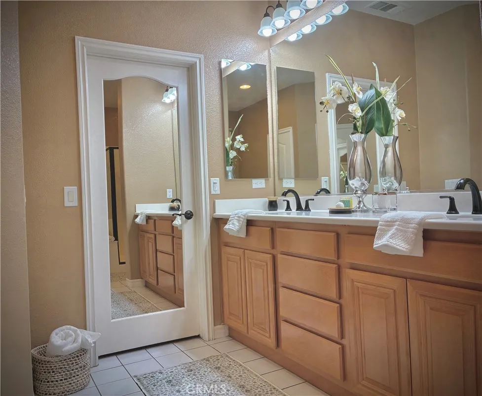 938 Brownie Beaumont, CA 92223