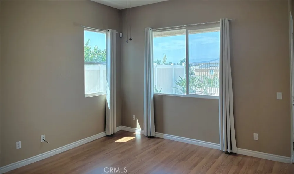 938 Brownie Beaumont, CA 92223
