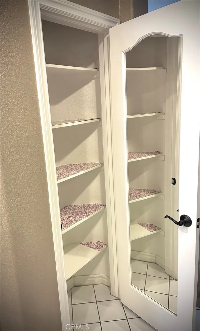 938 Brownie Beaumont, CA 92223