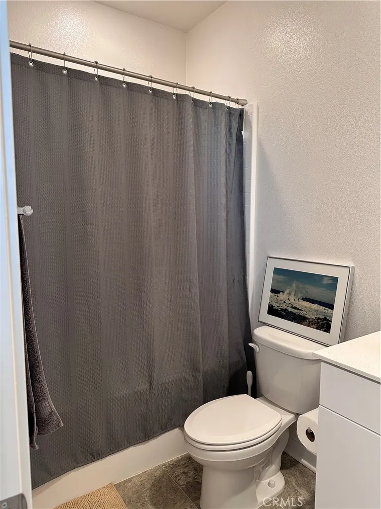 27007 Tanager Valencia, CA 91381
