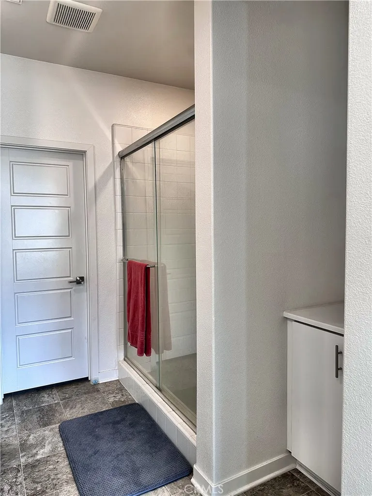 27007 Tanager Valencia, CA 91381