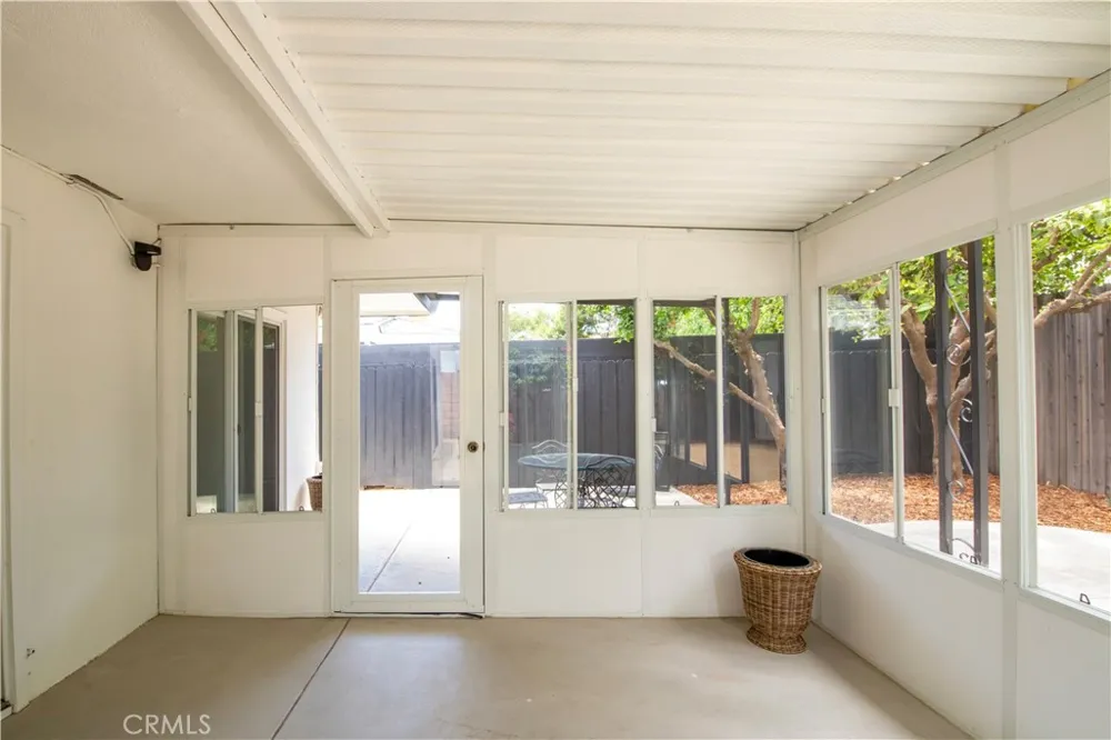 5747 Agnes Avenue Valley Village, CA 91607