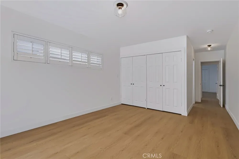 5747 Agnes Avenue Valley Village, CA 91607