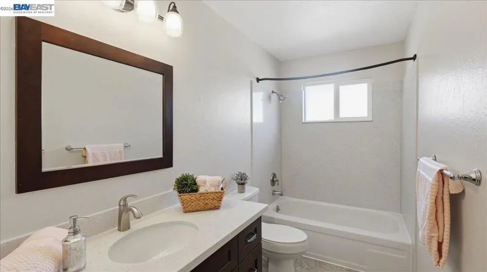 5939 Idlewild Ave Livermore, CA 94551