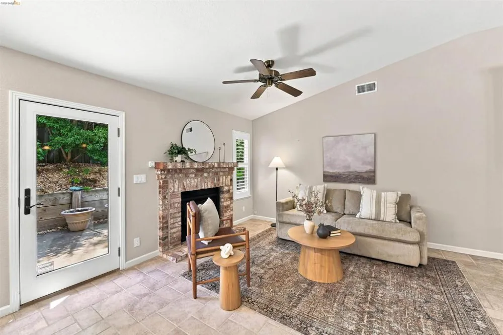 1734 Canberra Pl El Dorado Hills, CA 95762